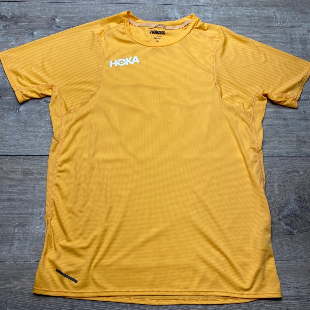 Hoka Shirt One One Mens Medium Yellow Recycled Polyester Running Tee 1123725